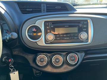 Toyota Yaris 2014 - Thumbnail 23