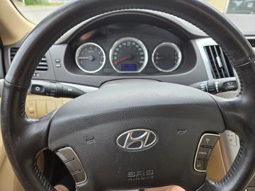 Hyundai Sonata 2009 - Thumbnail 10