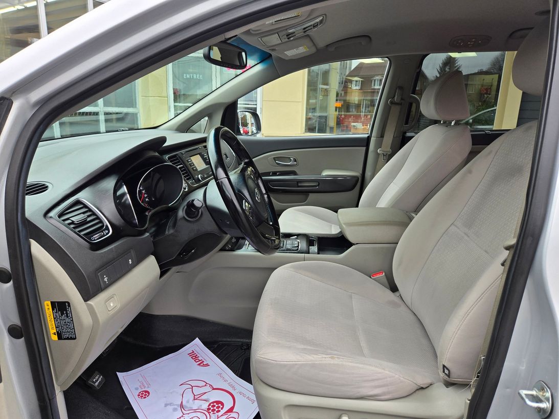 Kia Sedona 2016 - Thumbnail 17