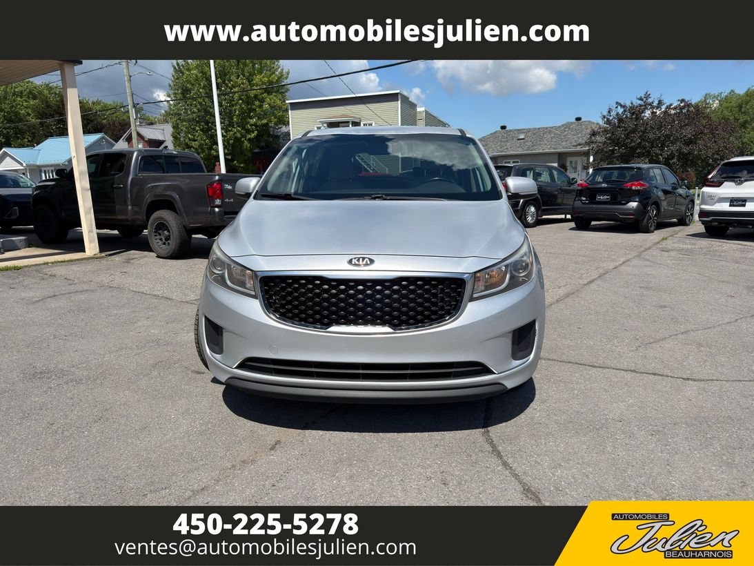Kia Sedona 2016 - Thumbnail 3
