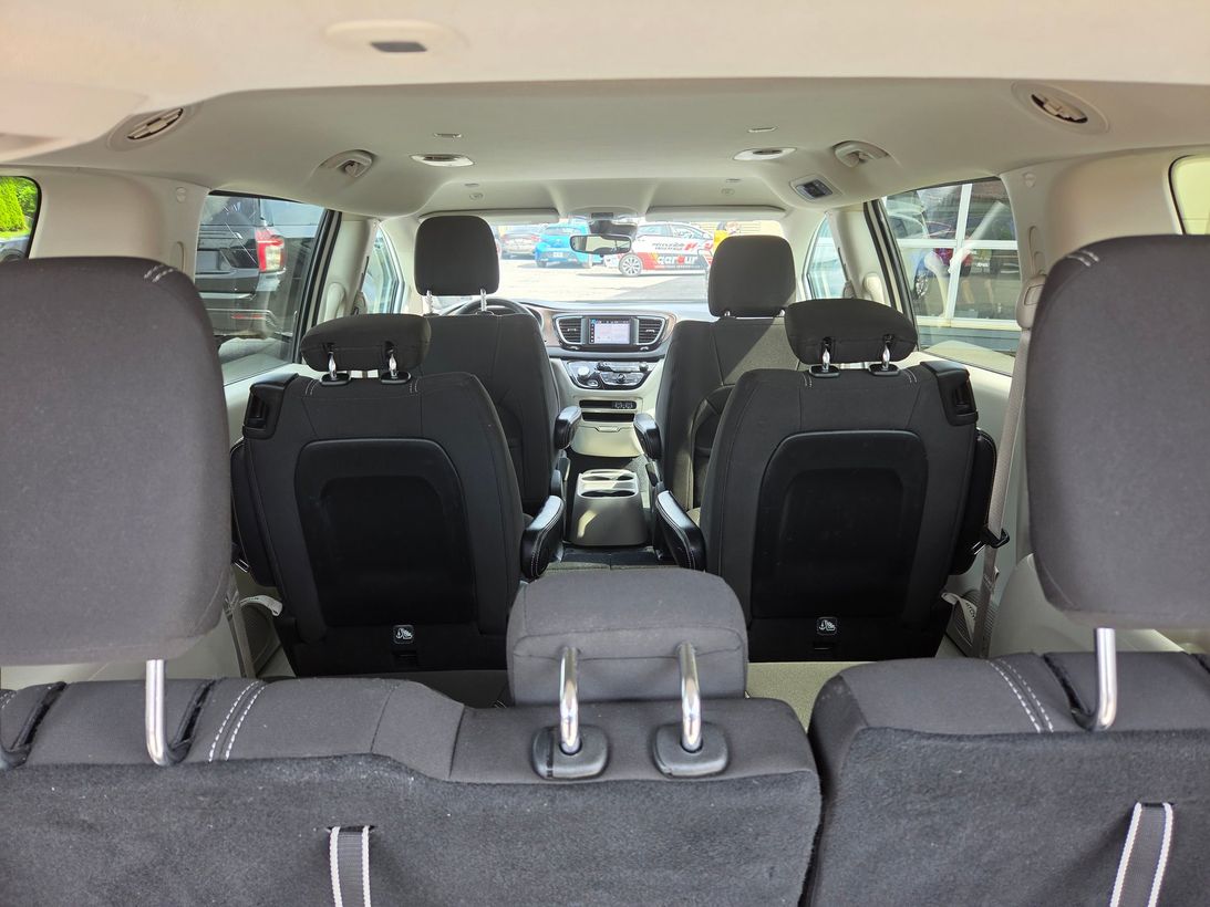 Chrysler Grand Caravan 2023 - Thumbnail 30