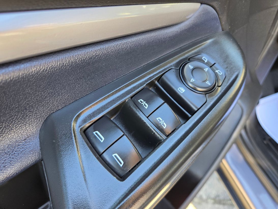 Chevrolet Bolt EUV 2023 - Thumbnail 12