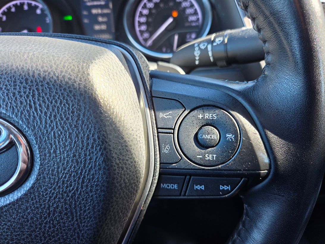 Toyota Camry 2019 - Thumbnail 28