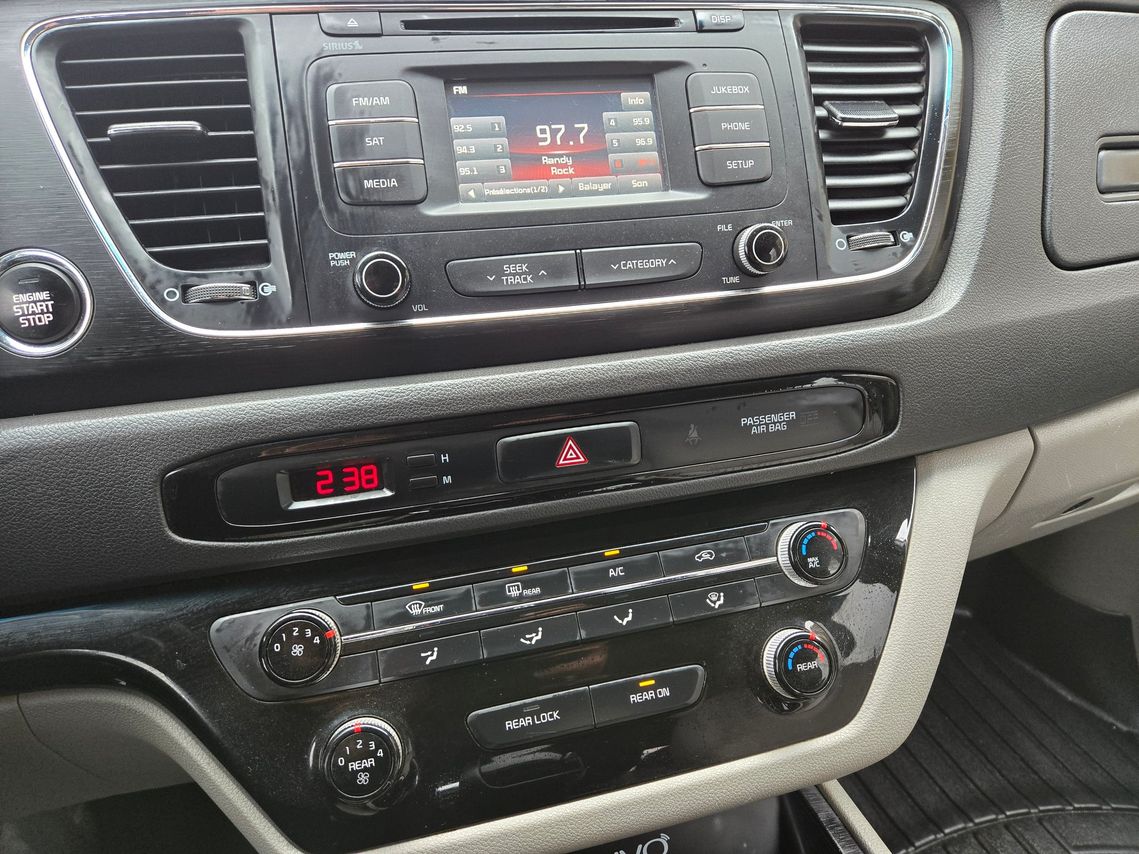 Kia Sedona 2016 - Image 23