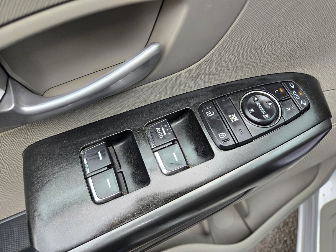 Kia Sedona 2016 - Image 15