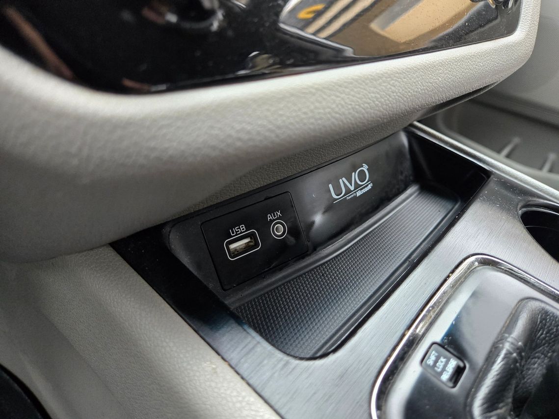Kia Sedona 2016 - Image 24