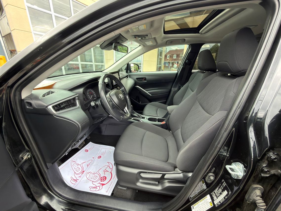 Toyota Corolla Cross 2023 - Image 17
