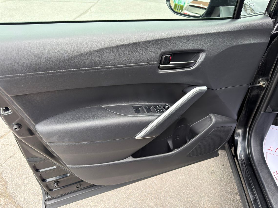 Toyota Corolla Cross 2023 - Image 13