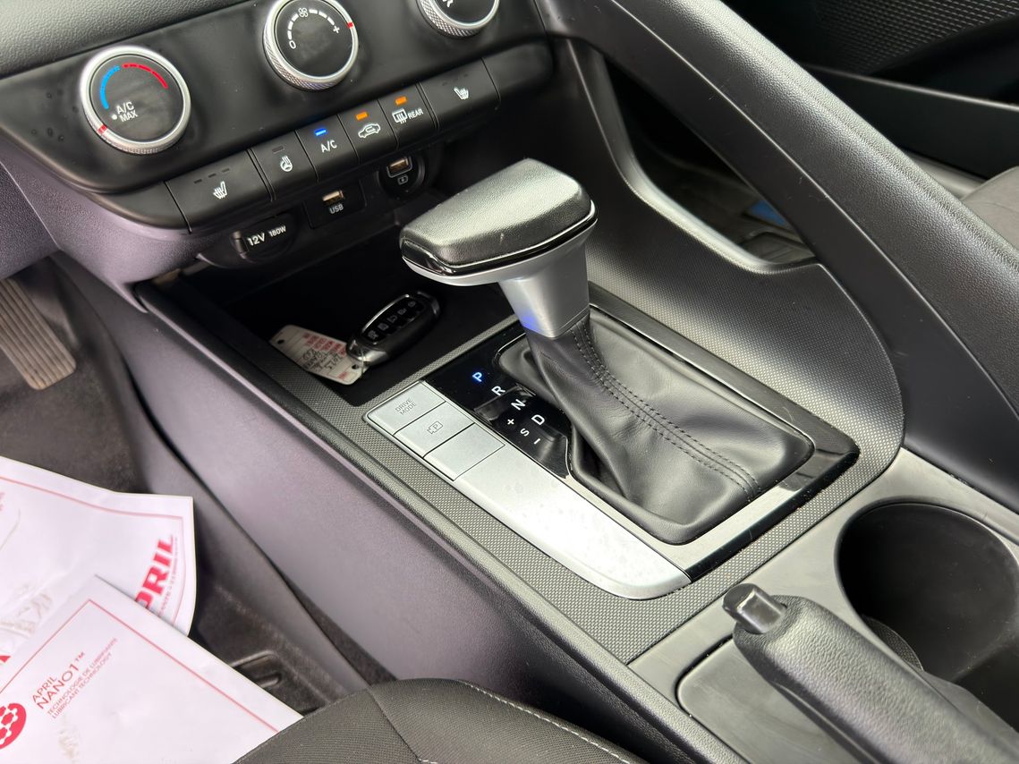 Hyundai Elantra 2023 - Image 24
