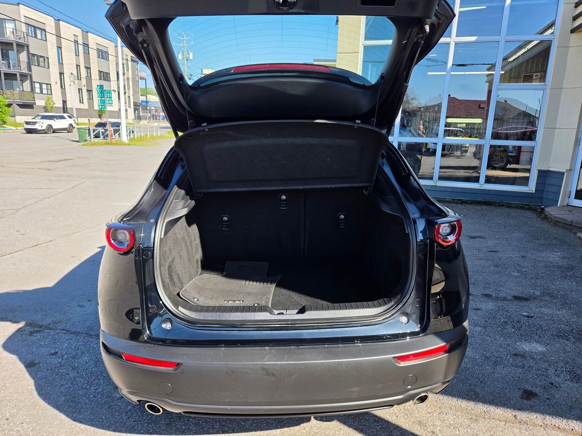 Mazda CX-30 2023 - Image 16