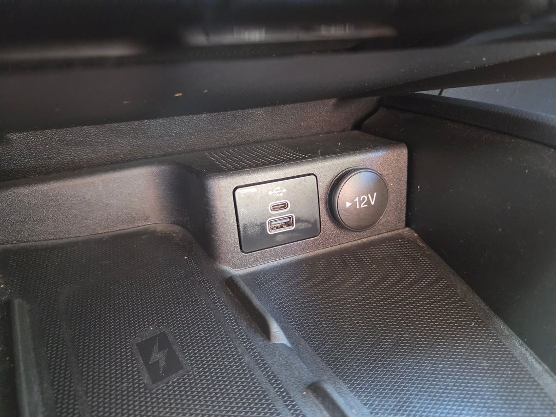 Ford Escape 2025 - Image 29