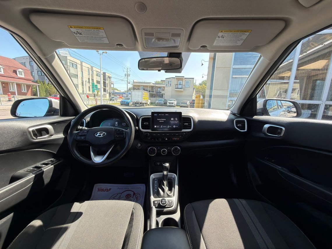 Hyundai Venue 2025 - Image 31