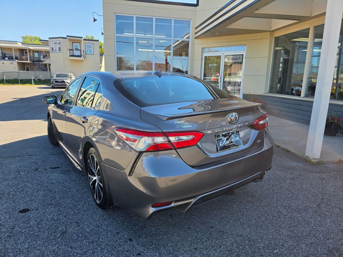 Toyota Camry 2019 - Image 6