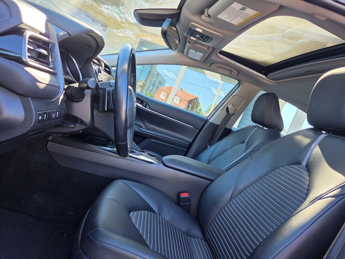 Toyota Camry 2019 - Image 15