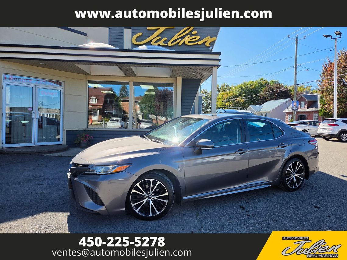 Toyota Camry 2019 - Image 1